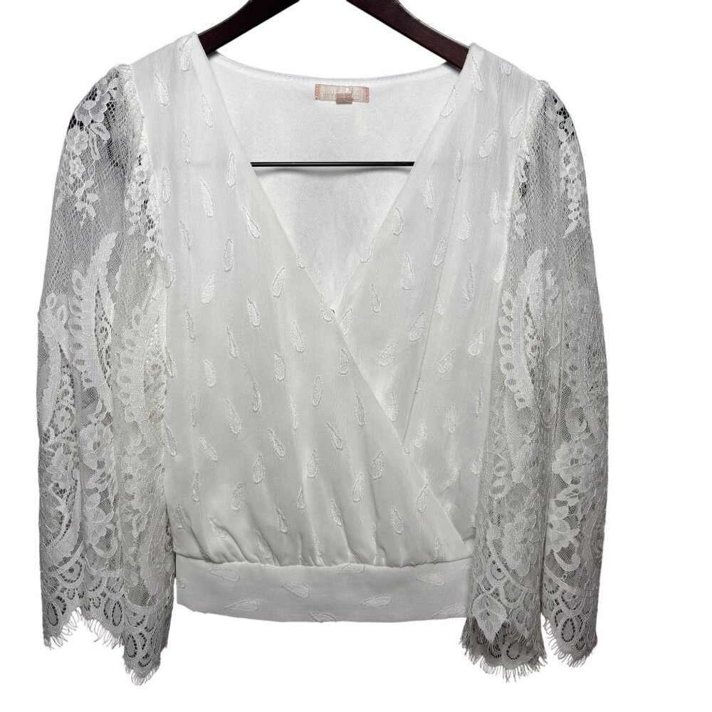 Romantic White Lace Sleeve Wrap Top Textured Blouse Women’s Small